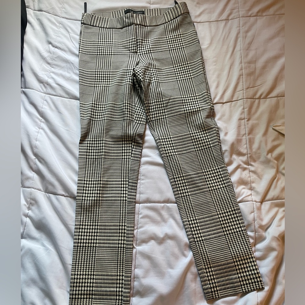 Amanda & Chelsea Houndstooth pants - Picture 3 of 8